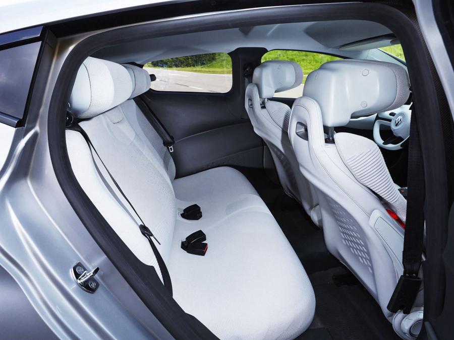  Renault EOLAB Concept 2014 года  (фото 30 из 30)